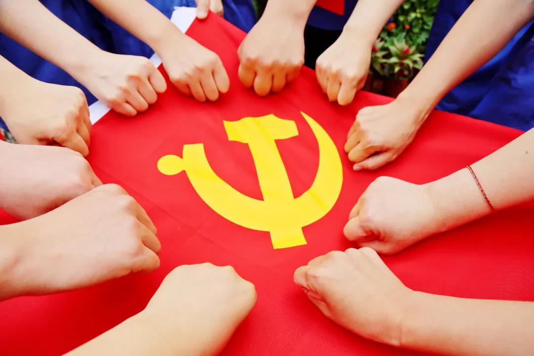 山西省工程機械有限公司熱烈慶祝中國共產(chǎn)黨成立100周年